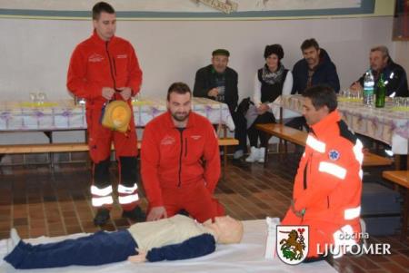 Namestitev defibrilatorja tudi v Desnjaku 6